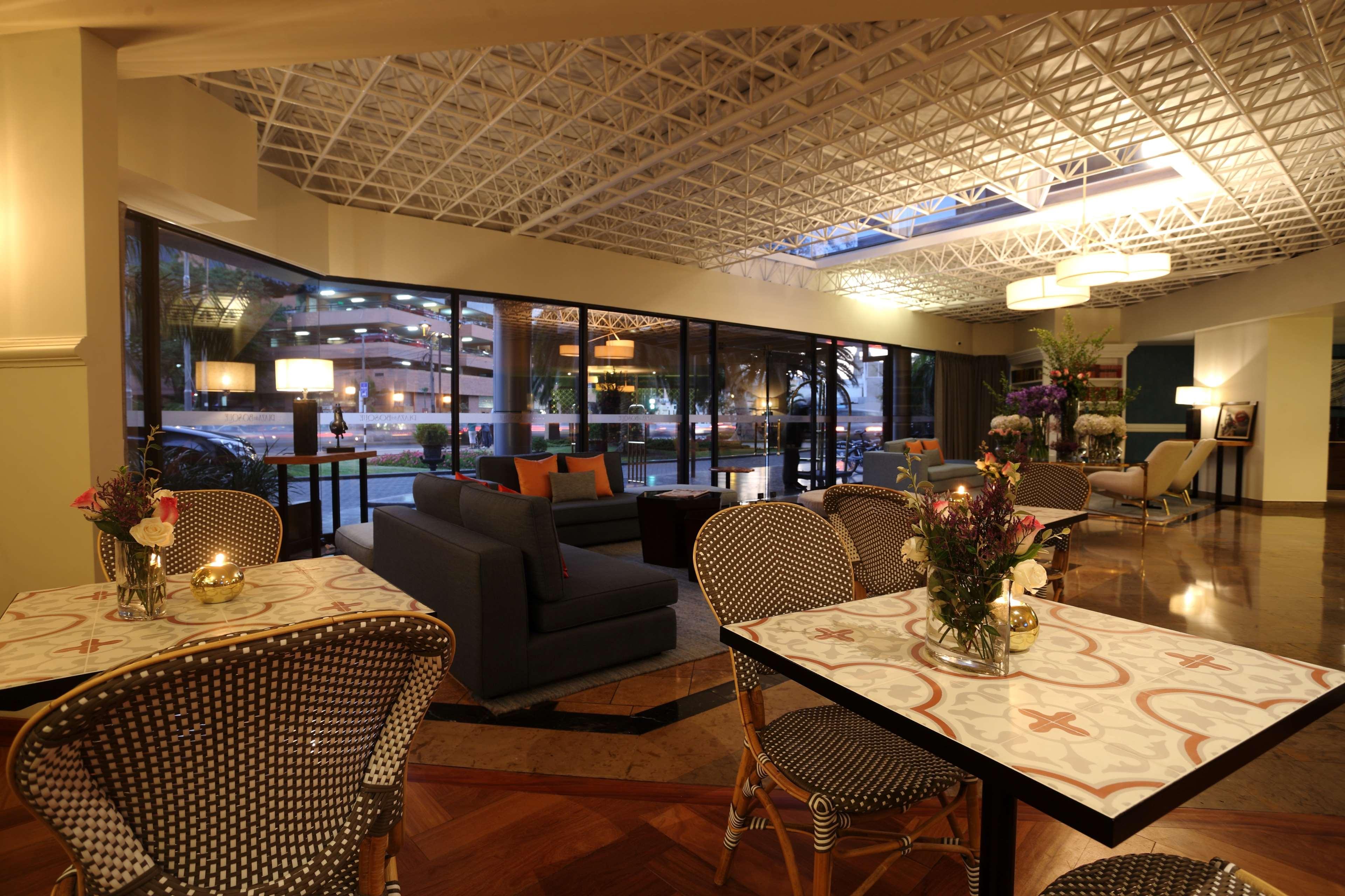 Radisson Hotel Plaza Del Bosque Lima Buitenkant foto